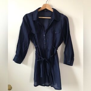 EUC Forever 21 Premium label Navy blue crinkle 3/5 sleeve collared tunic w/tie